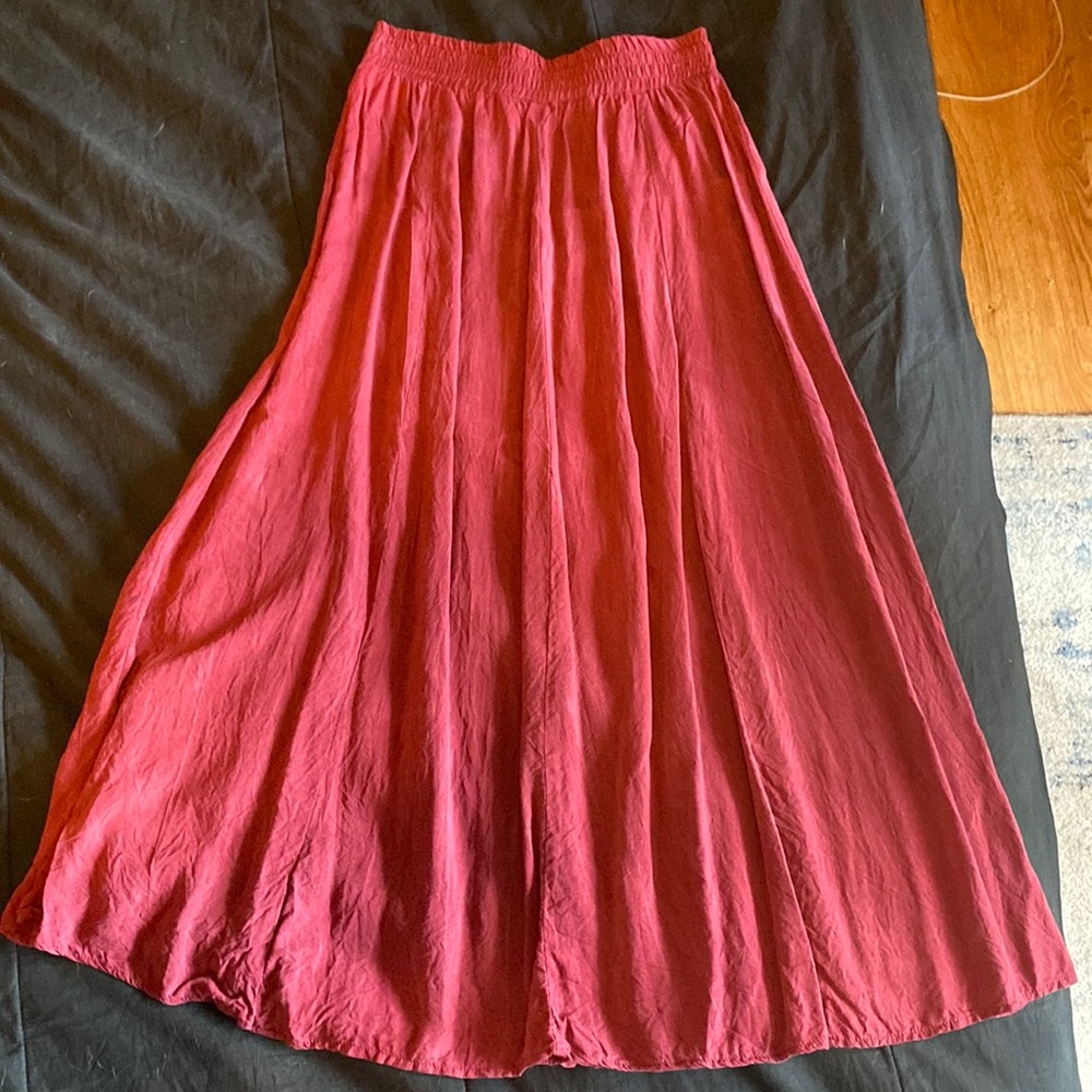 Timeless vintage burgundy skirt